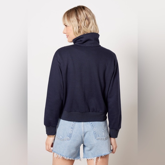 Evereve Sweatshirt Women L Chelsea Half Zip Striped Trim Preppy Sporty Navy - Picture 2 of 16